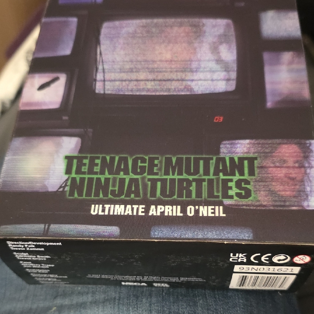Teenage Mutant Ninja Turtles Ultimate April O'Neil Figure